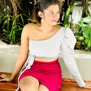 Khushi Indian escorts girl in Delhi (1)