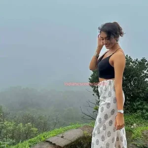 Riya - genuine airhostess escort in Delhi NCR (1)