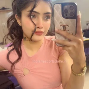 Tanvi Indian college girl escort in Delhi NCR (1)
